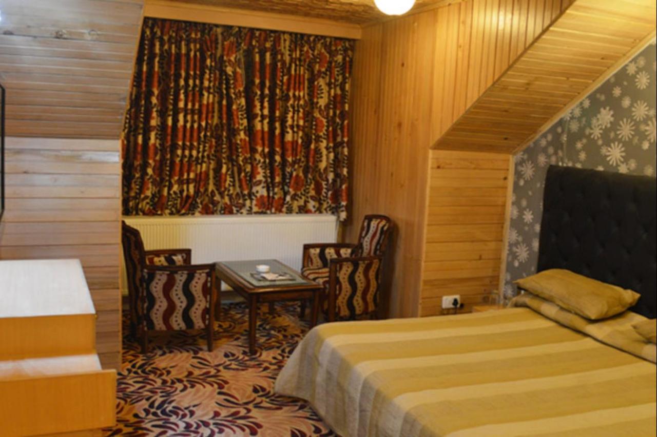Hotel Hilltop Gulmarg JAMMU AND KASHMIR Экстерьер фото
