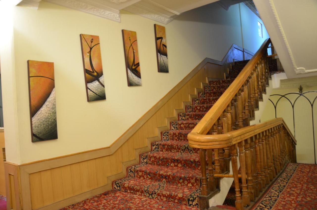 Hotel Hilltop Gulmarg JAMMU AND KASHMIR Экстерьер фото